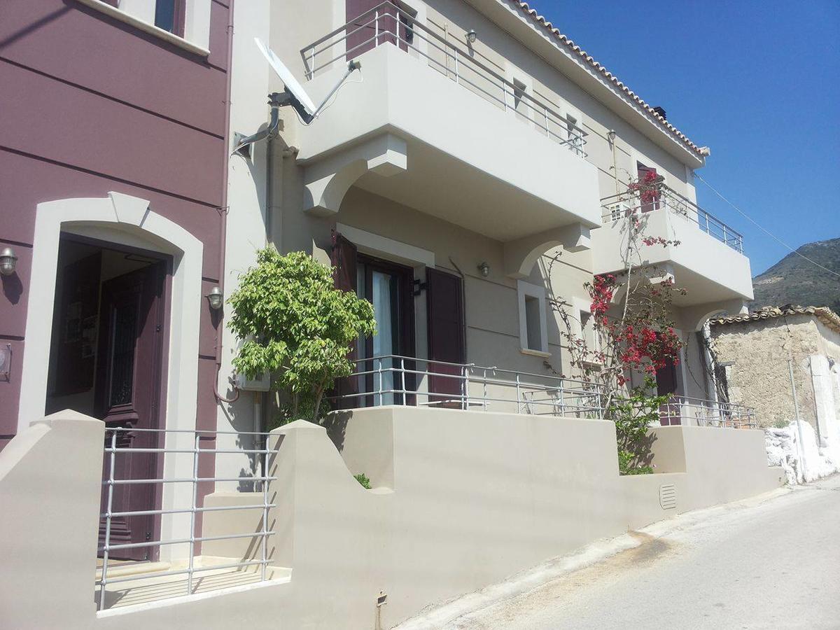 אסוס Cosis Inn מראה חיצוני תמונה